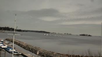 Weather camera view of Beach Point Club.