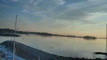 Weather camera view of Beach Point Club.