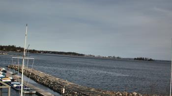 Weather camera view of Beach Point Club.