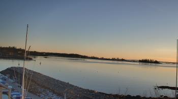 Weather camera view of Beach Point Club.