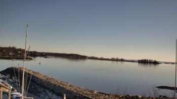 Weather camera view of Beach Point Club.