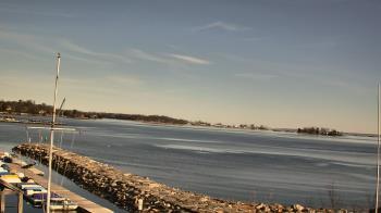 Weather camera view of Beach Point Club.