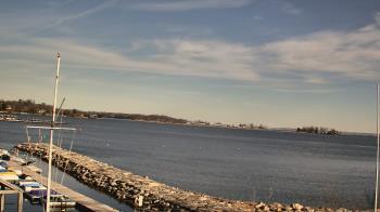 Weather camera view of Beach Point Club.