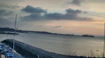 Weather camera view of Beach Point Club.