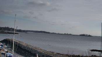 Weather camera view of Beach Point Club.