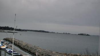 Weather camera view of Beach Point Club.