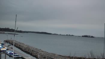 Weather camera view of Beach Point Club.