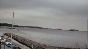 Weather camera view of Beach Point Club.