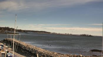 Weather camera view of Beach Point Club.