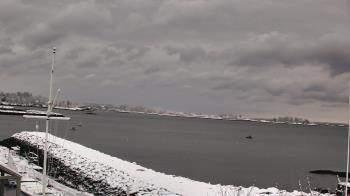 Weather camera view of Beach Point Club.