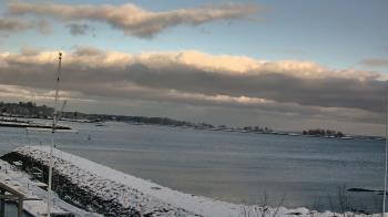 Weather camera view of Beach Point Club.