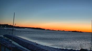 Weather camera view of Beach Point Club.