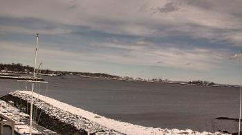 Weather camera view of Beach Point Club.