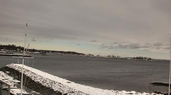 Weather camera view of Beach Point Club.