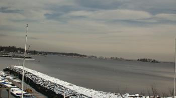 Weather camera view of Beach Point Club.