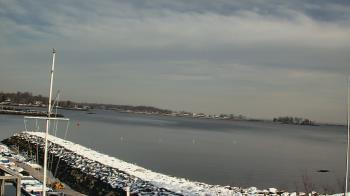 Weather camera view of Beach Point Club.