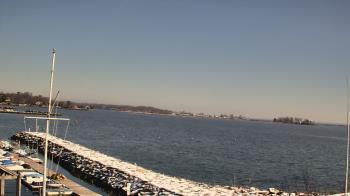 Weather camera view of Beach Point Club.