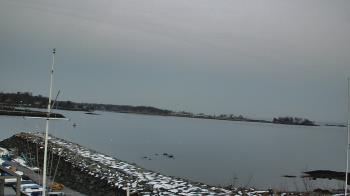 Weather camera view of Beach Point Club.