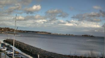 Weather camera view of Beach Point Club.