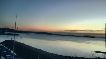 Weather camera view of Beach Point Club.