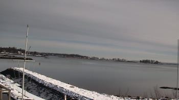 Weather camera view of Beach Point Club.