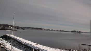 Weather camera view of Beach Point Club.