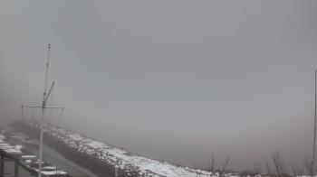 Weather camera view of Beach Point Club.