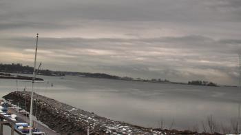 Weather camera view of Beach Point Club.