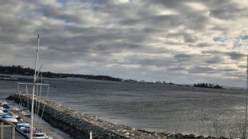 Weather camera view of Beach Point Club.