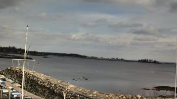 Weather camera view of Beach Point Club.