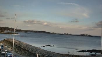 Weather camera view of Beach Point Club.