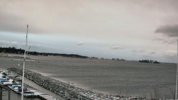 Weather camera view of Beach Point Club.