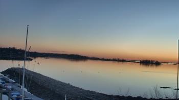 Weather camera view of Beach Point Club.