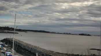 Weather camera view of Beach Point Club.