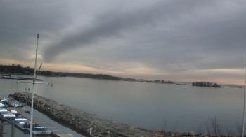 Weather camera view of Beach Point Club.