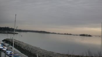 Weather camera view of Beach Point Club.