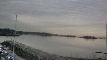 Weather camera view of Beach Point Club.