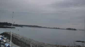 Weather camera view of Beach Point Club.