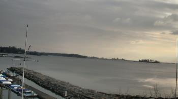 Weather camera view of Beach Point Club.