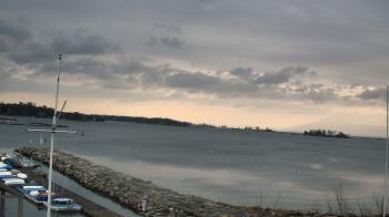 Weather camera view of Beach Point Club.