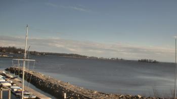 Weather camera view of Beach Point Club.