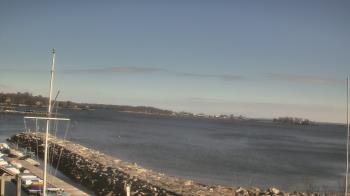 Weather camera view of Beach Point Club.