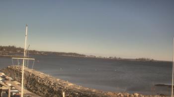 Weather camera view of Beach Point Club.