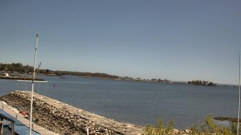 Weather camera view of Beach Point Club.