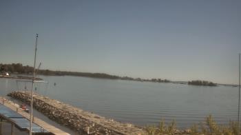 Weather camera view of Beach Point Club.