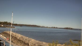 Weather camera view of Beach Point Club.
