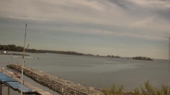 Weather camera view of Beach Point Club.