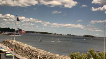Weather camera view of Beach Point Club.