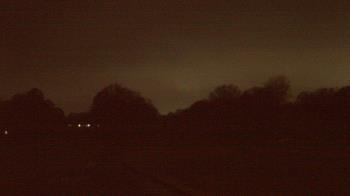 Weather camera view of Windyke Country Club.