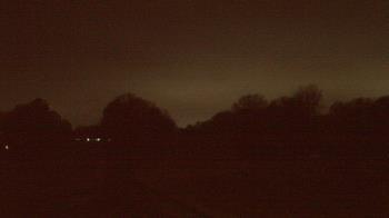 Weather camera view of Windyke Country Club.